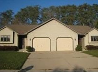 897 S Main St, Oregon, WI 53575