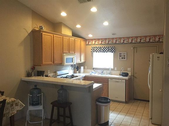 4th image of 227 Acapulco Dr