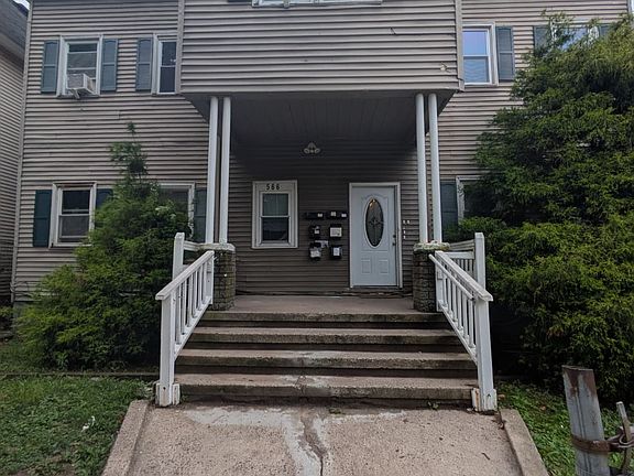 4th image of 564 Howard Ave APT 2
