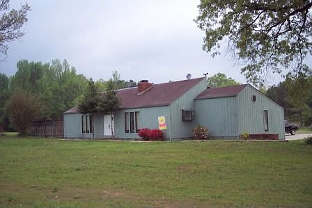 1st image of 3005 Westmoreland Dr