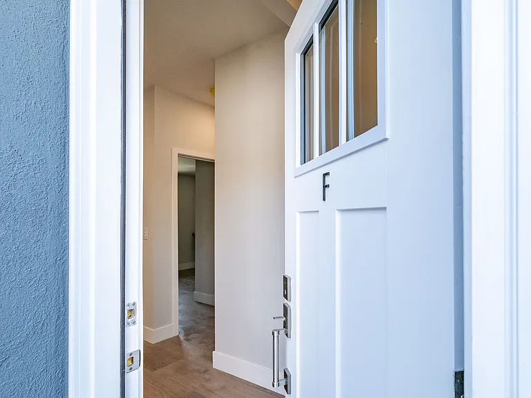 1022 Grant St #F — Photo 12