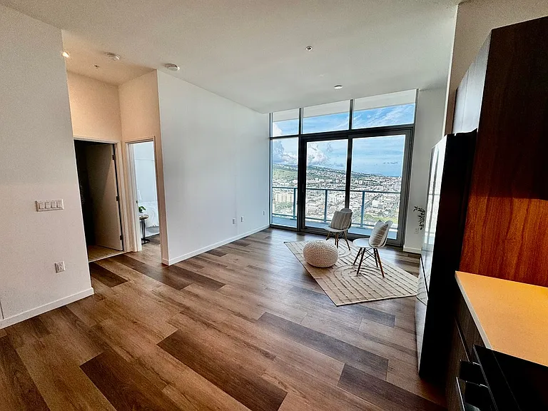 1515 Liona St #4407 — Photo 5
