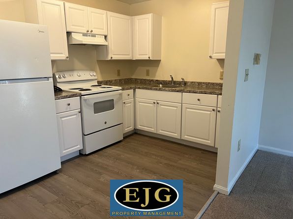 12 Williams Rd APT 8