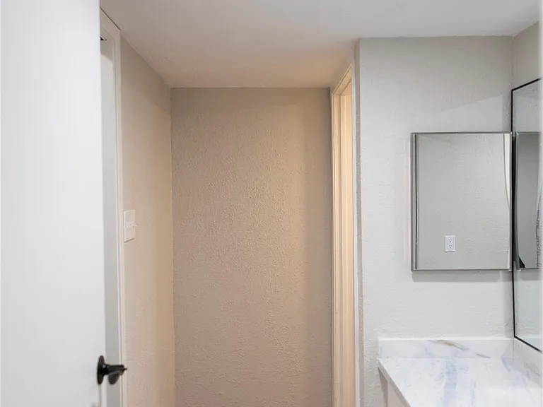 2021 Spenwick Dr #624 — Photo 17