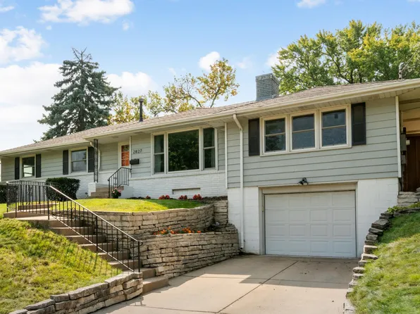 2827 Hampshire Ave N, Crystal, MN 55427