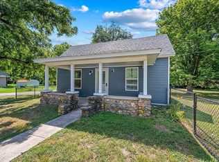 224 S Pine St, Billings, MO 65610