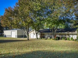306 Neal Dr, Roland, OK 74954