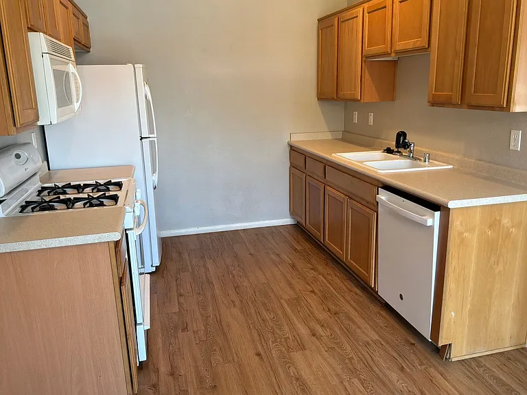 8805 Jeffreys St #1013 — Photo 10