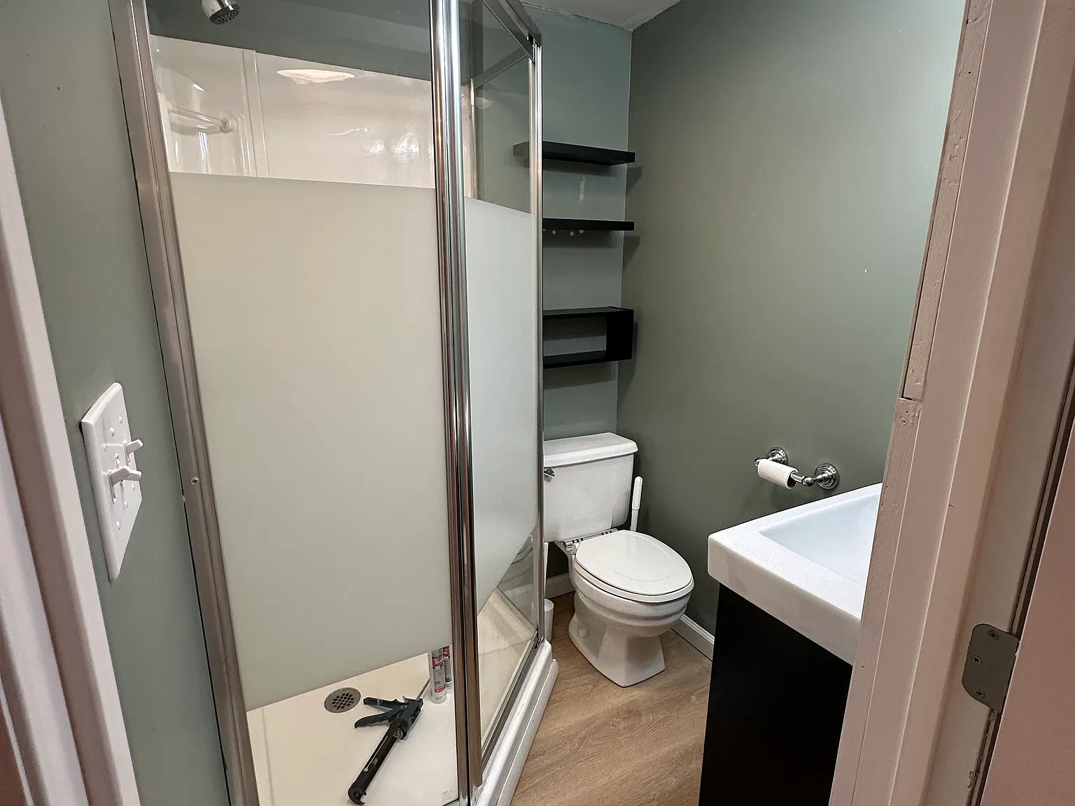 4 bed, 1200 sqft, $2,400 — Photo 4