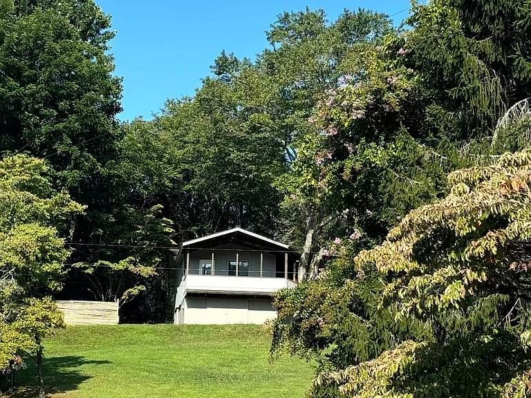 6 Carroll Mountain Dr — Photo 2