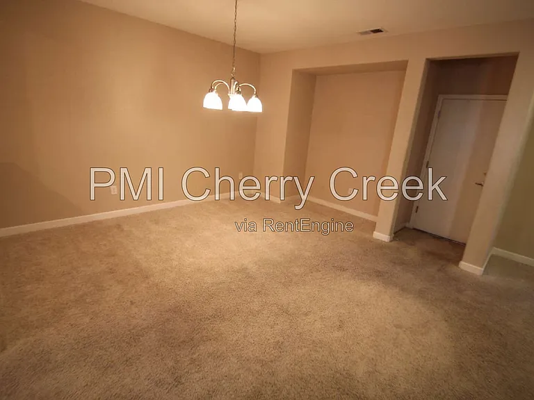6385 S Xanadu Way — Photo 11