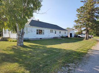 622 W Lincoln Ave, Cheboygan, MI 49721