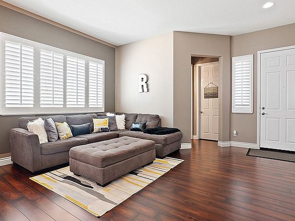 4th image of 11163 Datura Ln