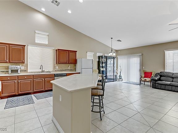 5th image of 6278 Heather Creek Pl