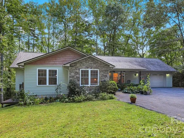 125 Rollins Place Rd, Brevard, NC 28712