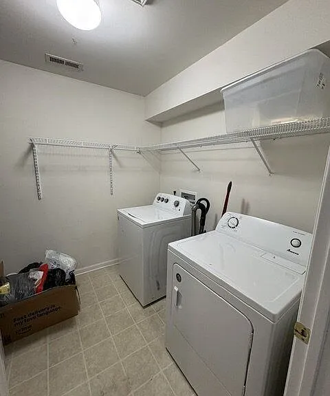 2205 Locksley Woods Dr #F — Photo 11