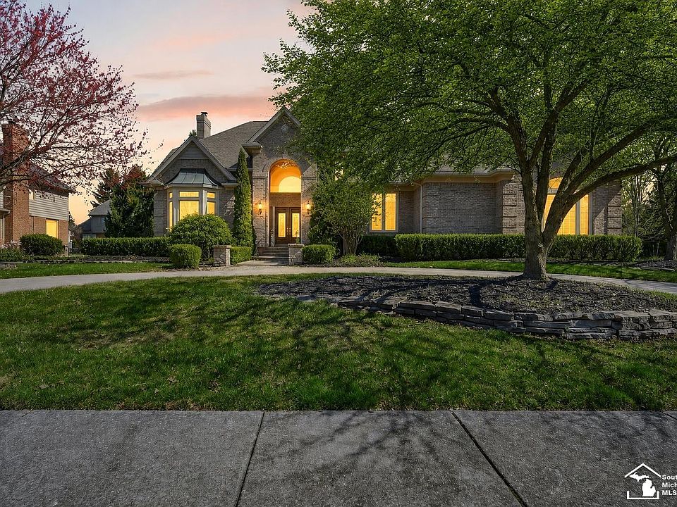 1st image of 4592 Forestview Dr