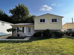 25054 Orchid St, Harrison Township, MI 48045
