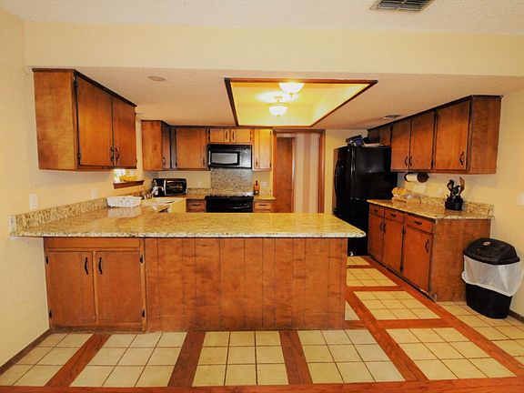 3rd image of 2117 Pr Lyons Ave