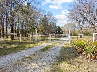 528 County Road 1120, Ravenna, TX 75476