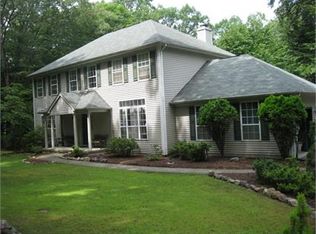 241 Old Beach Glen Rd, Rockaway, NJ 07866