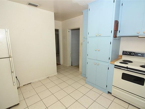 5th image of 524 Paradise Island Pl