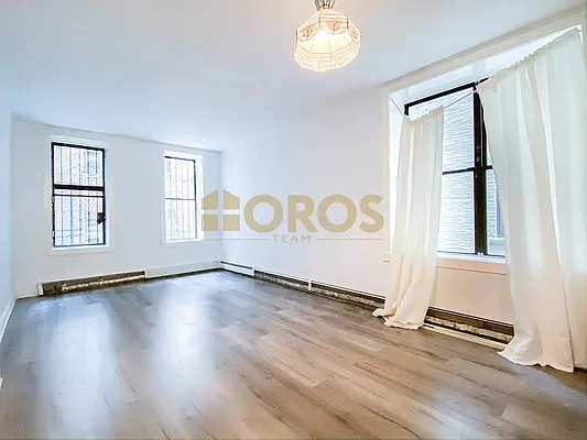 Rented by City Connections Realty | media 9