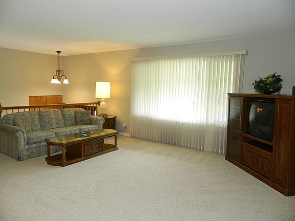 3rd image of 4119 N Firestone Ct
