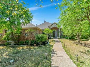 2306 Creek Crossing Dr, Corinth, TX 76210