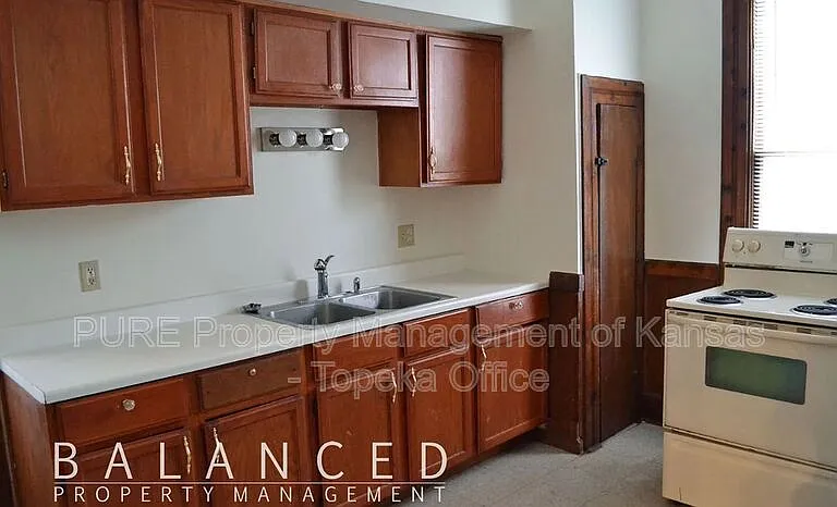 420 SW Buchanan St — Photo 2