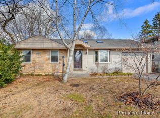 1432 Circle Dr, Glendale Heights, IL 60139