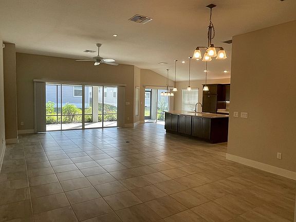 3rd image of 1720 Harter Way