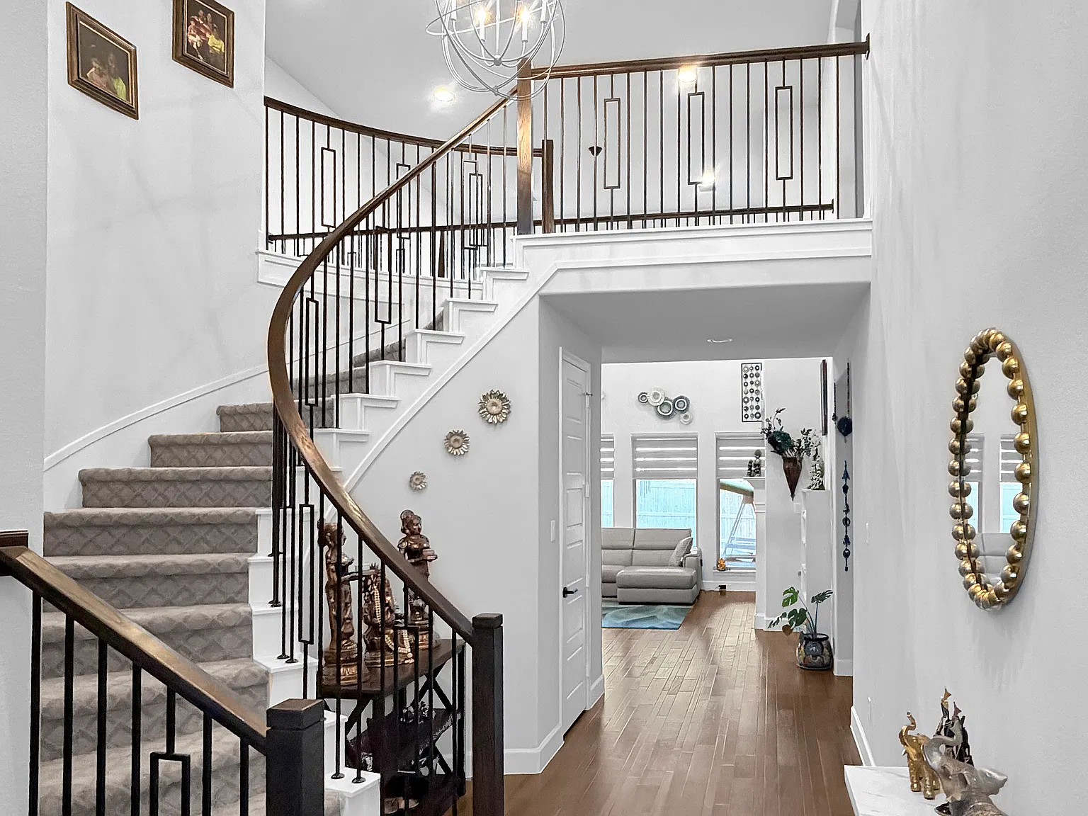5 bed, 4097 sqft, $5,000 — Photo 3