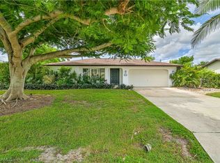 924 SE 23rd Ter, Cape Coral, FL 33990