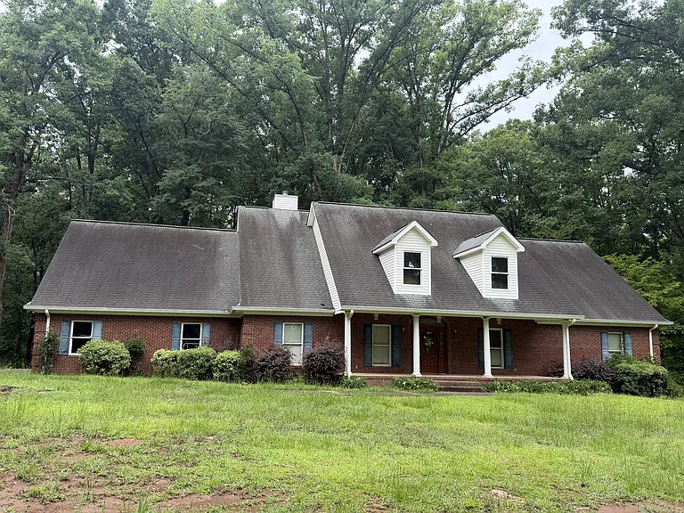 179 Stone Edge Dr — Photo 1