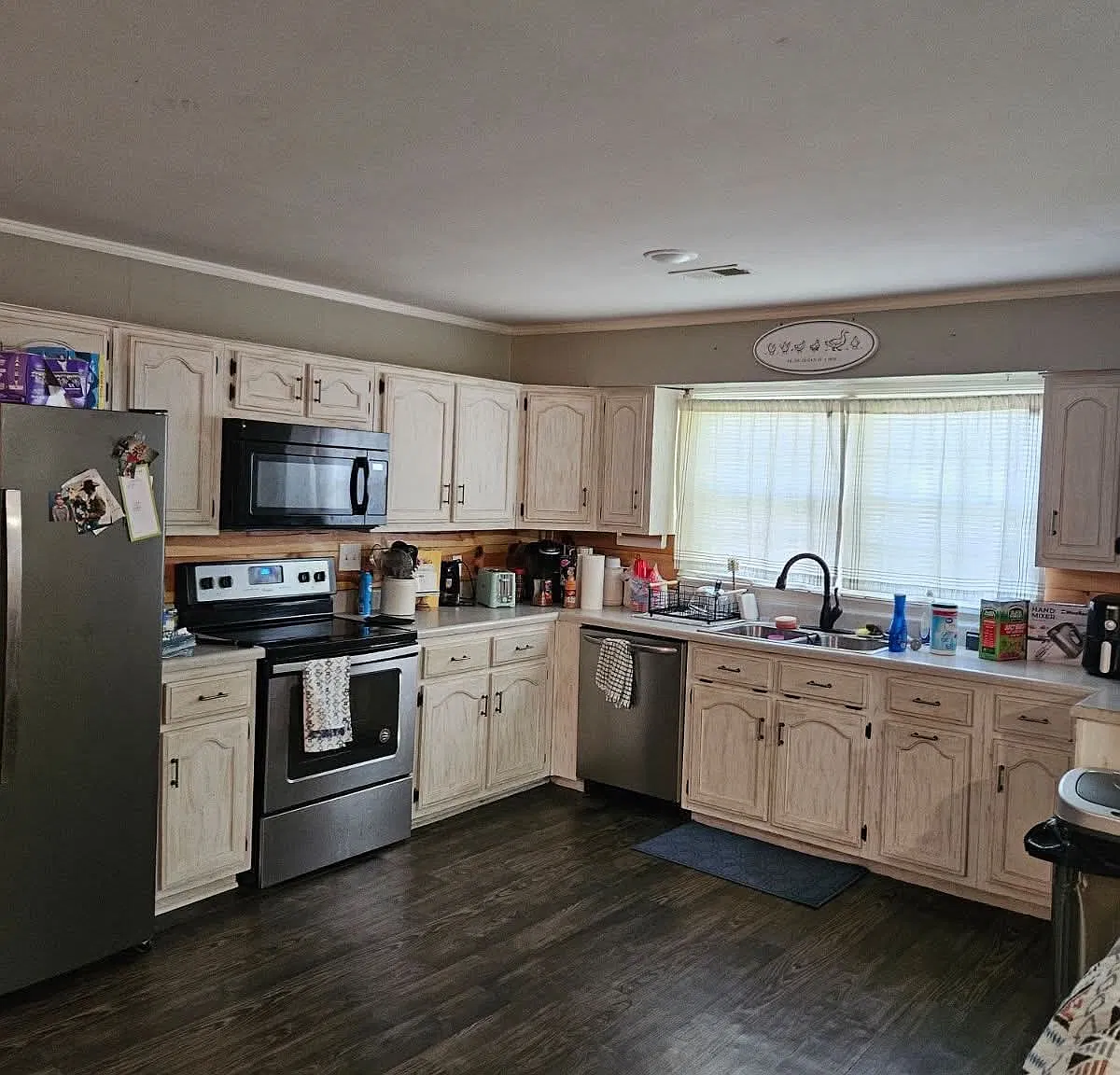 3 bed, 1100 sqft, $1,495 — Photo 3