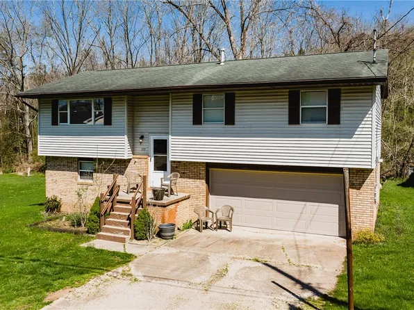 378 Suzanne St, Washington, WV 26181