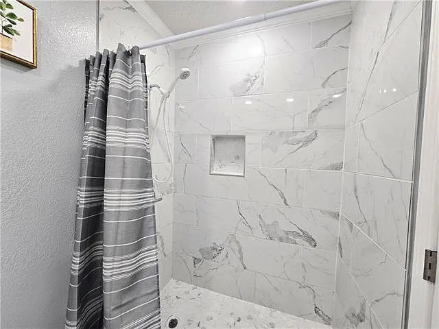 405 Lynnmeade Rd — Photo 9