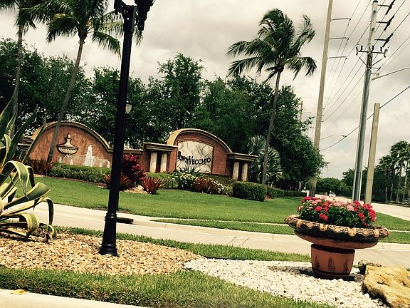 5th image of 6751 Catania Dr