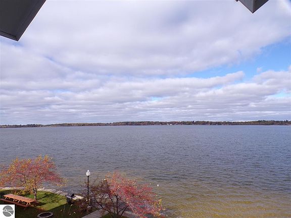 2nd image of 1246 Sunnyside Dr Unit 206