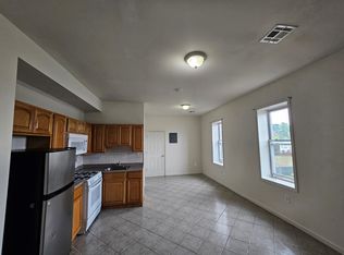 396 N 5th St #5, Newark, NJ 07107