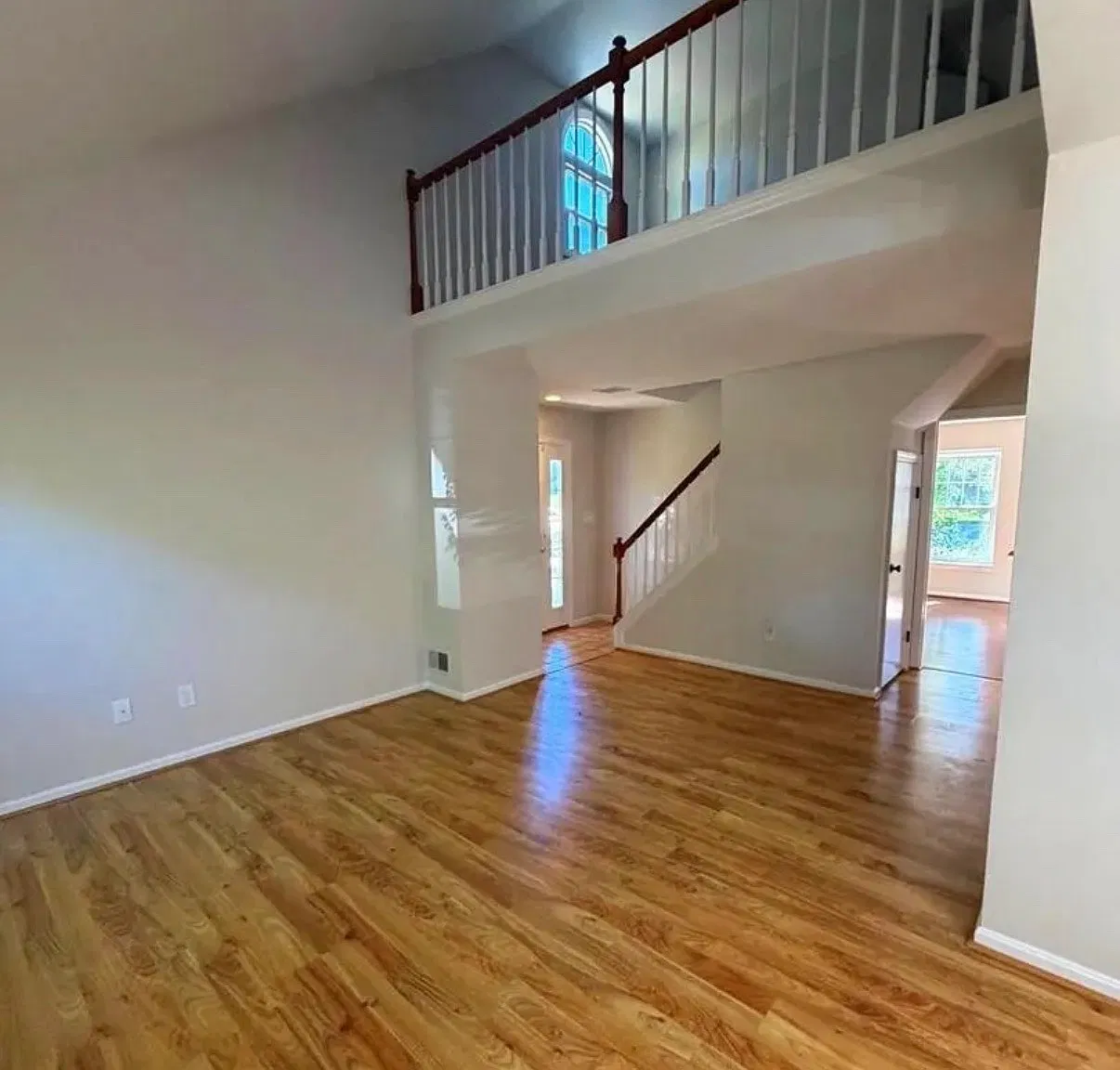2 bed, 1522 sqft, $2,050 — Photo 2