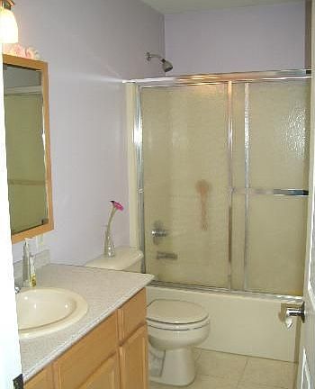 5th image of 2949 Valley Dr