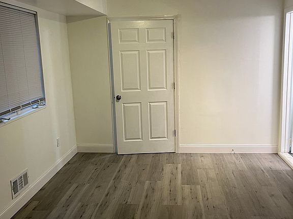 2nd image of 75 Blythe Pl
