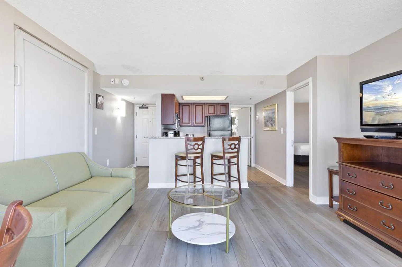 1 bed, 1.0 bath, 592 sqft, $3,072 — Photo 4