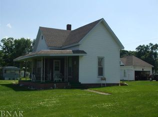102 W 2nd St, Armington, IL 61721