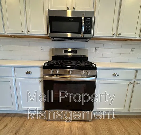 170 NE Belfair Station Dr — Photo 5