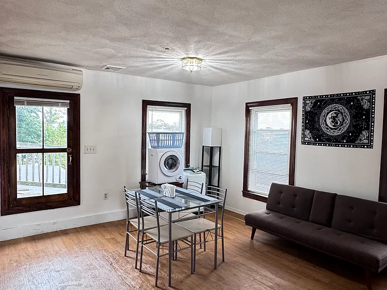 438 Pleasant St #3 — Photo 7