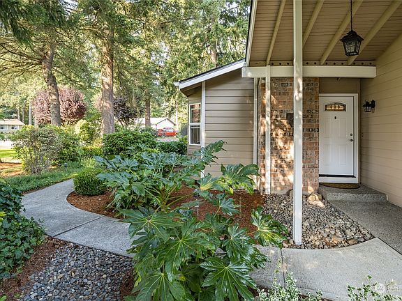 2nd image of 11106 SE 323rd Street