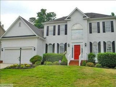 2905 Peninsula Dr, Jamestown, NC, 27282